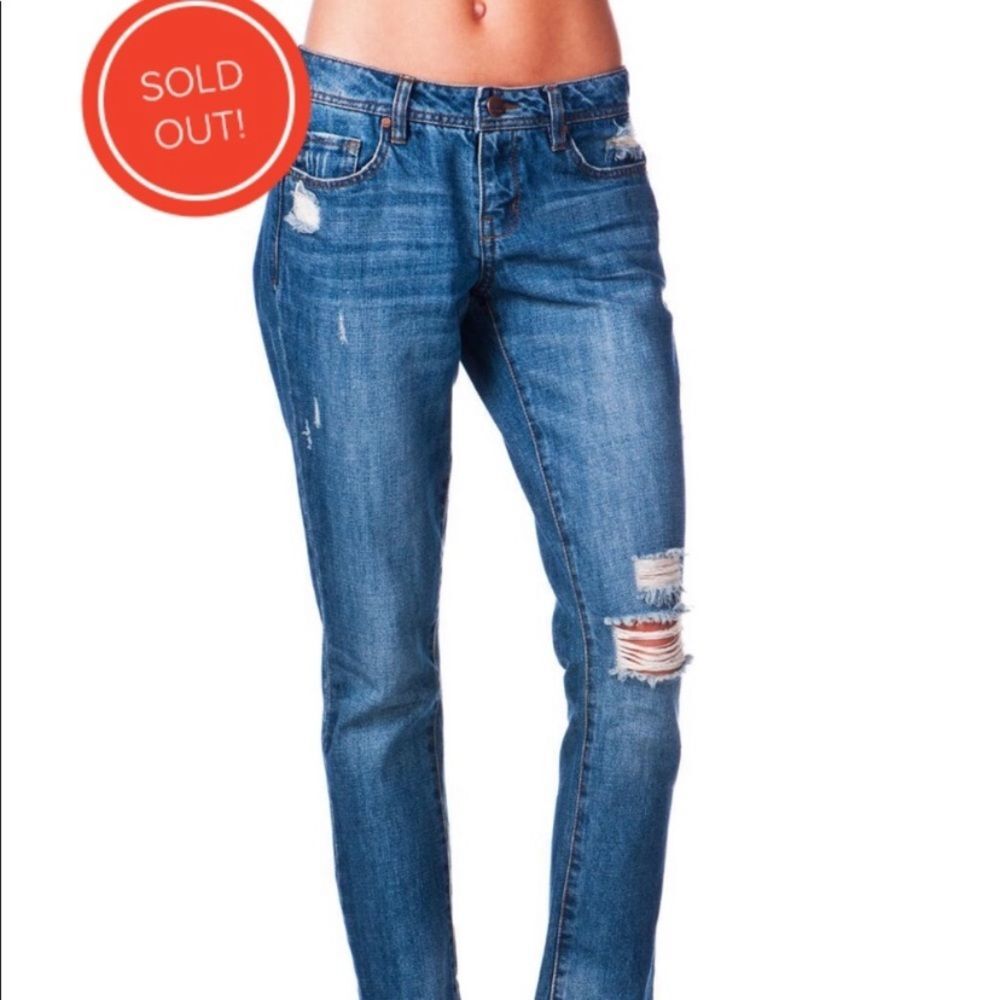 Harper Boyfriend Jeans Distressed All American Wash Size 26